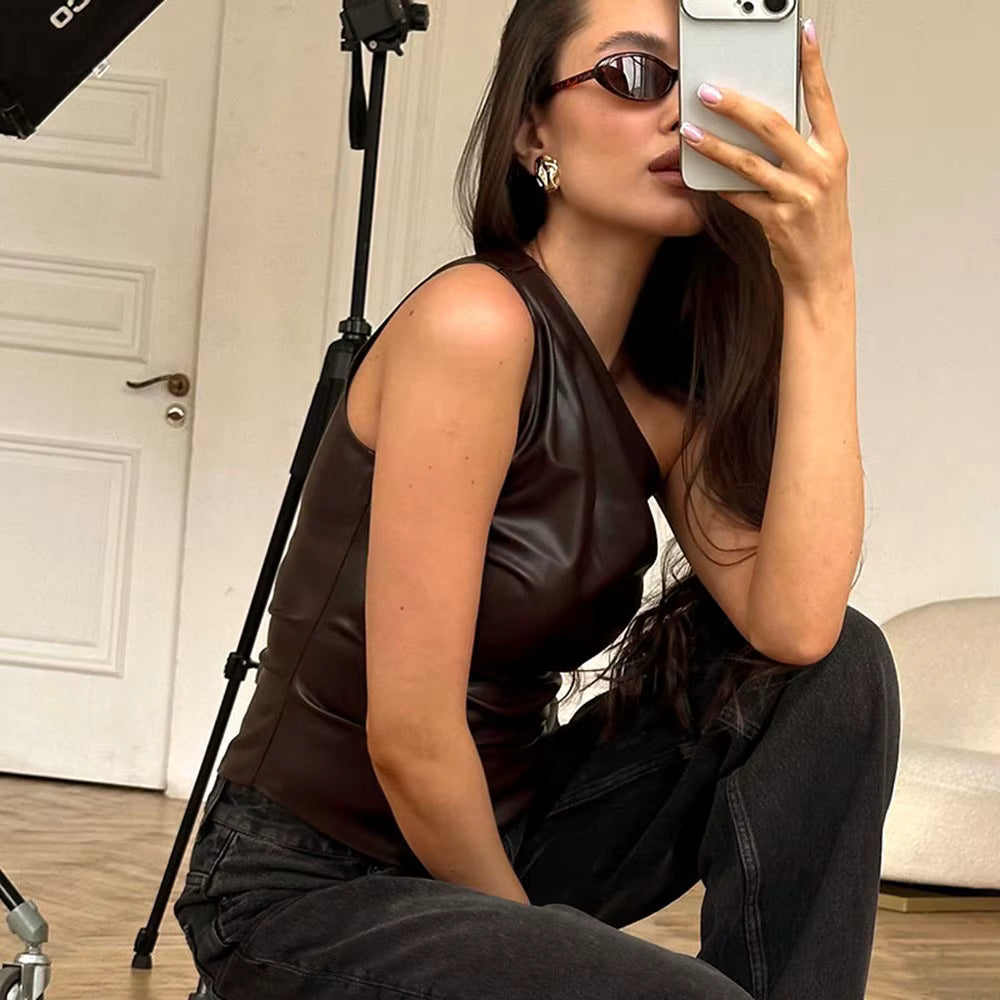 Damen Einschulter Top – Ärmelloses Leder-Shirt mit schrägem Kragen
