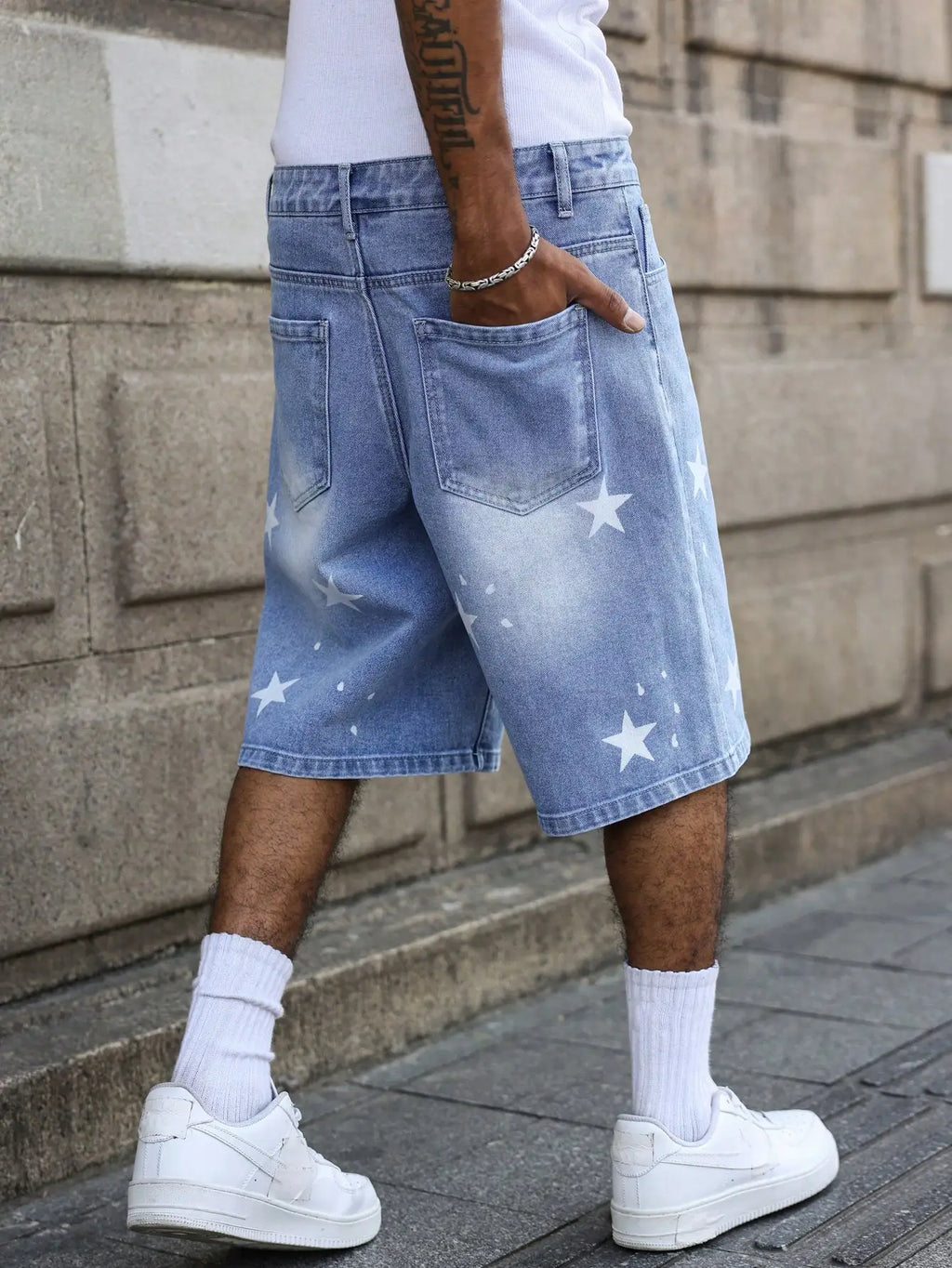 Herren Jeansshorts Blau – Sommer Denim Shorts mit Sternen-Print