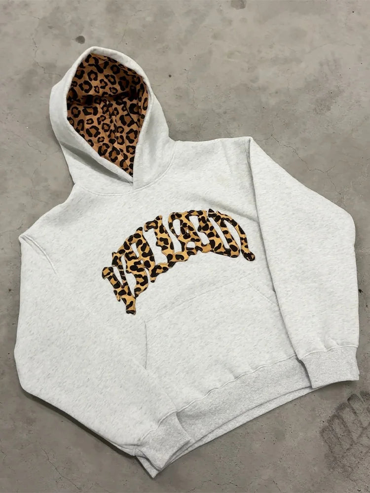 Tracksuit mit Leoparden-Print – Hoodie, Shorts & Hose